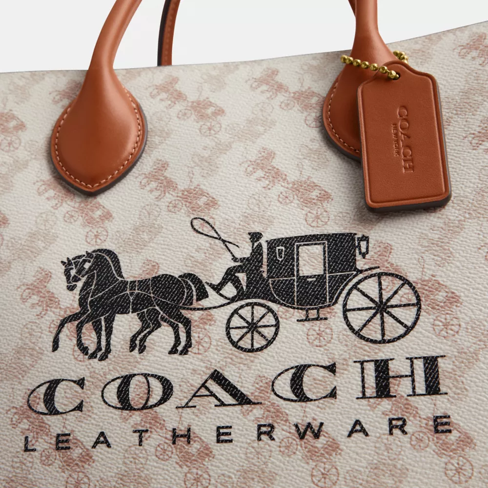 ACE TOTE 35 WITH HORSE AND CARRIAGE PRINT