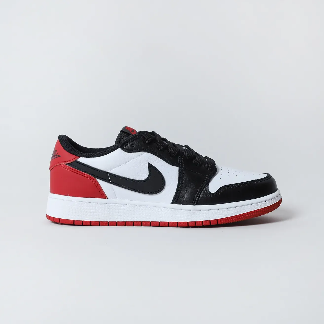 NIKE AIR JORDAN 1 LOW OG BLACK TOE (WOMEN'S) [CZ0858-106]