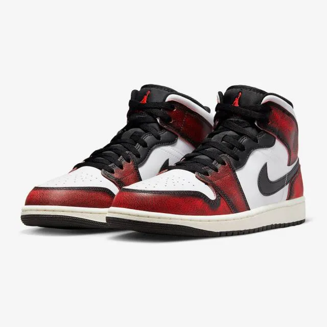 Nike Air Jordan 1 Mid (Wear-Away Chicago/ Black/ Infrare...