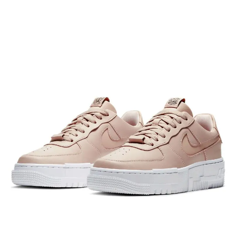 Nike - Baskets Air Force 1 Pixel - Beige - Femme