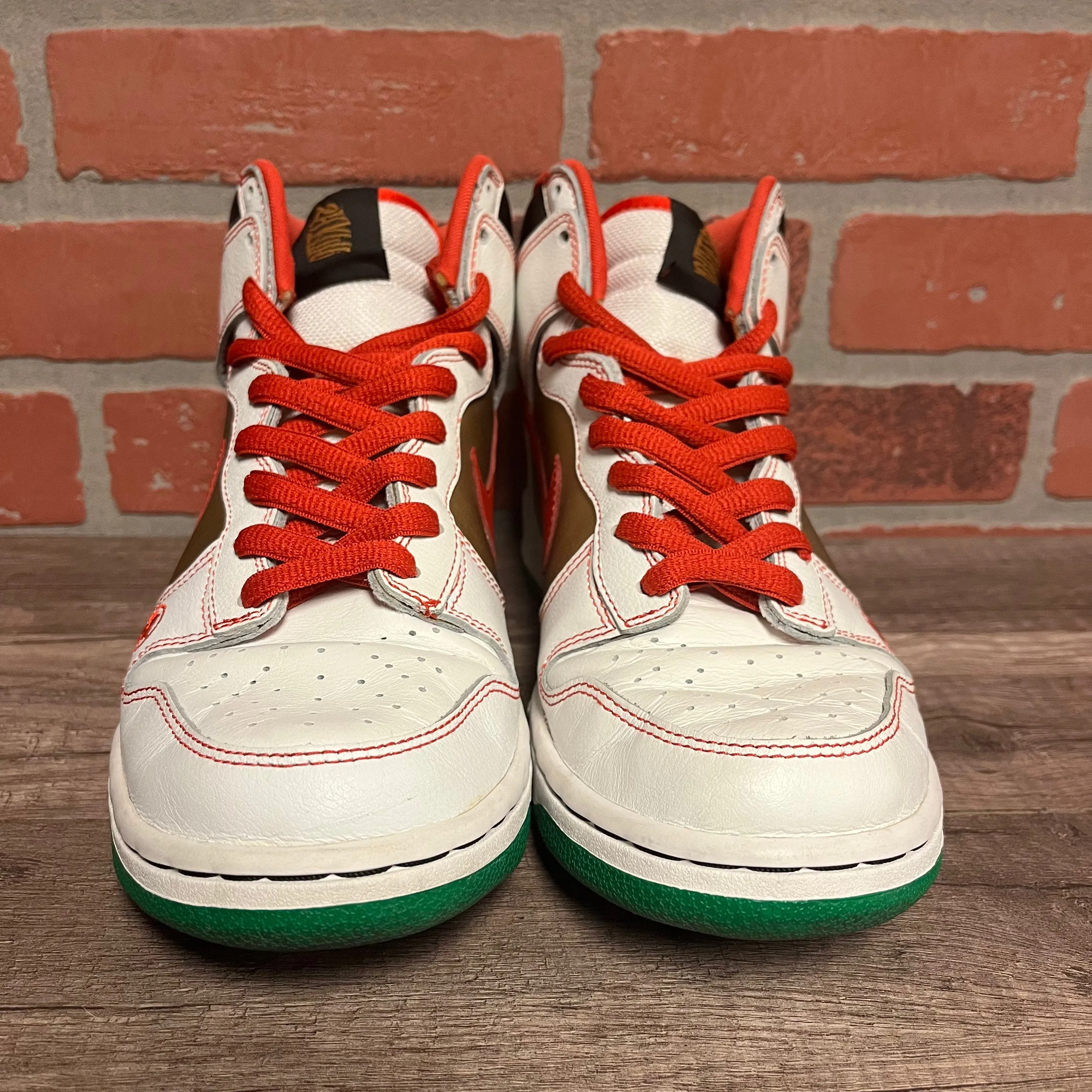 Nike Dunk High SB Money Cat