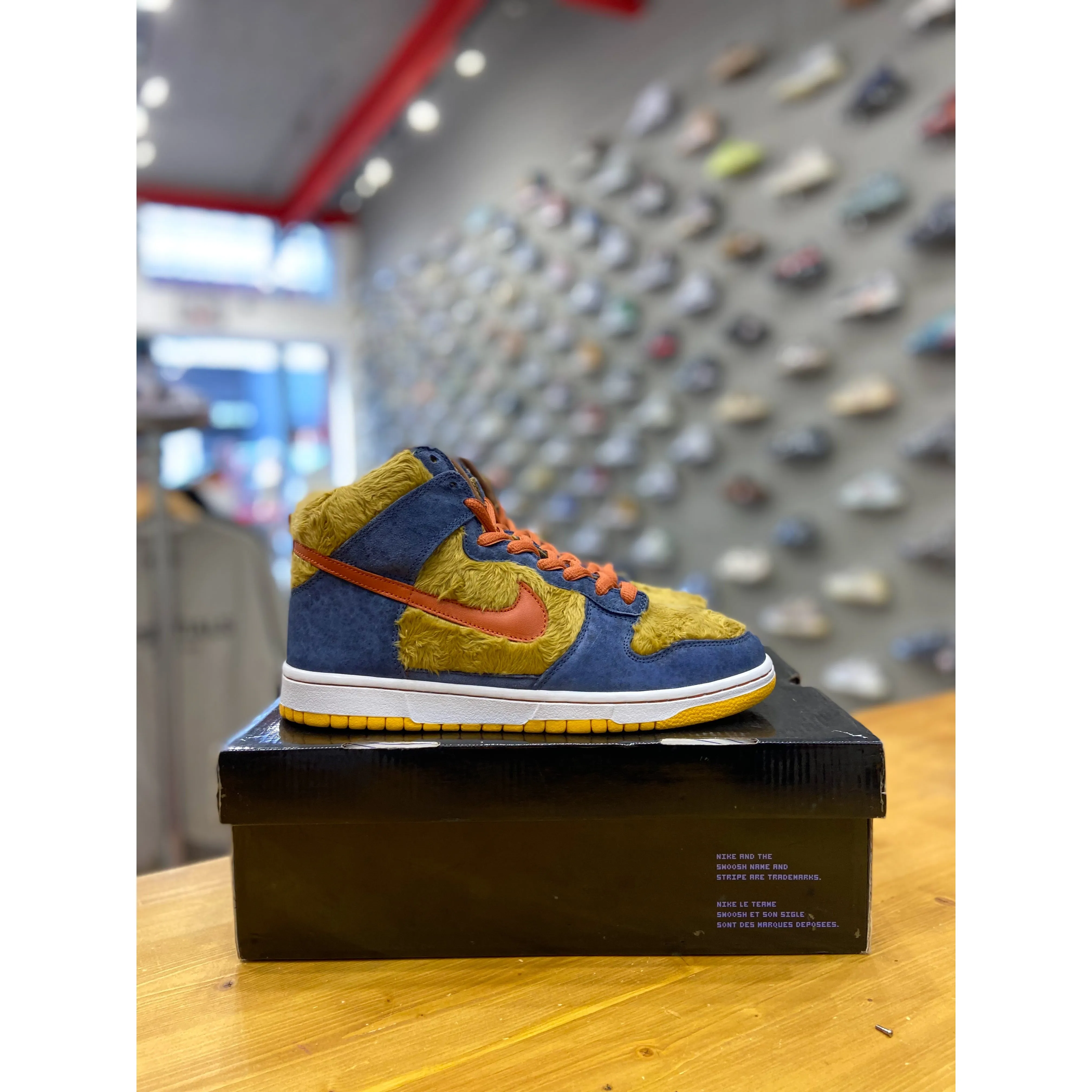 Nike SB Dunk High Papa Bear